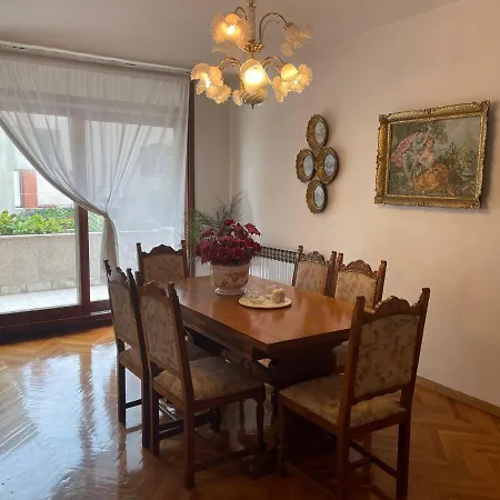 Apartment Valsaline Pula